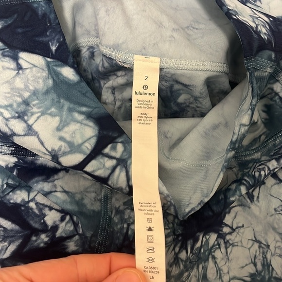 Lululemon Wunder Under Hi-Rise 7/8 Tight in  Shibori Blue Haze - size 2 - Picture 7 of 11